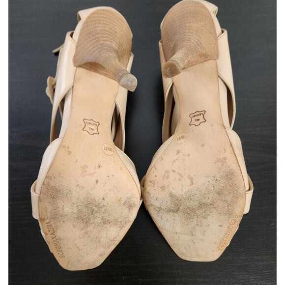 BCBGMaxazria Beige Leather Heels-Size 7B - Picture 8 of 9